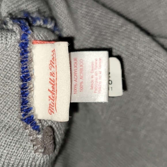 New York Knicks. Mitchell and Ness. Poof ball beanie. NBA. One size fits all. - Picture 7 of 8